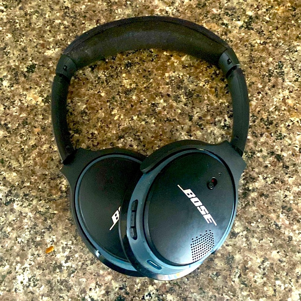 BOSE Sound link Wireless over the ear headphones